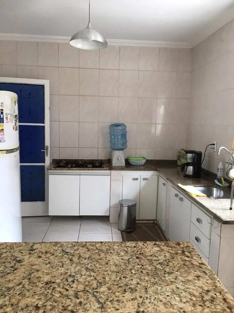 Casa, 3 quartos, 271 m² - Foto 2