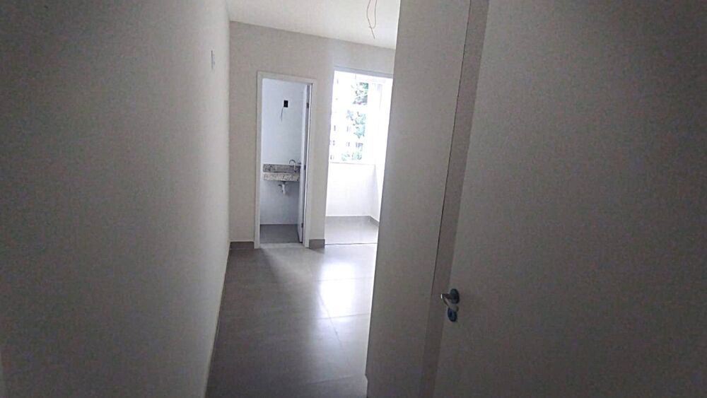 Casa à venda com 2 quartos, 92m² - Foto 11