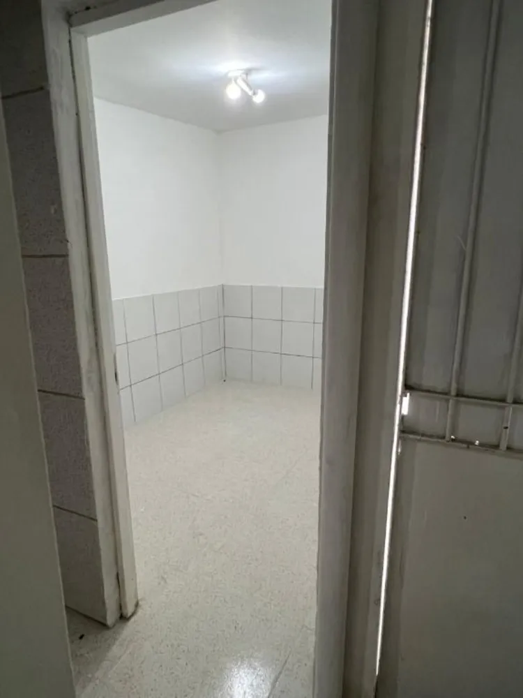 Casa, 1 quarto, 374 m² - Foto 7