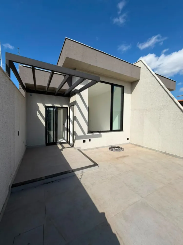 Casa, 3 quartos, 180 m² - Foto 1