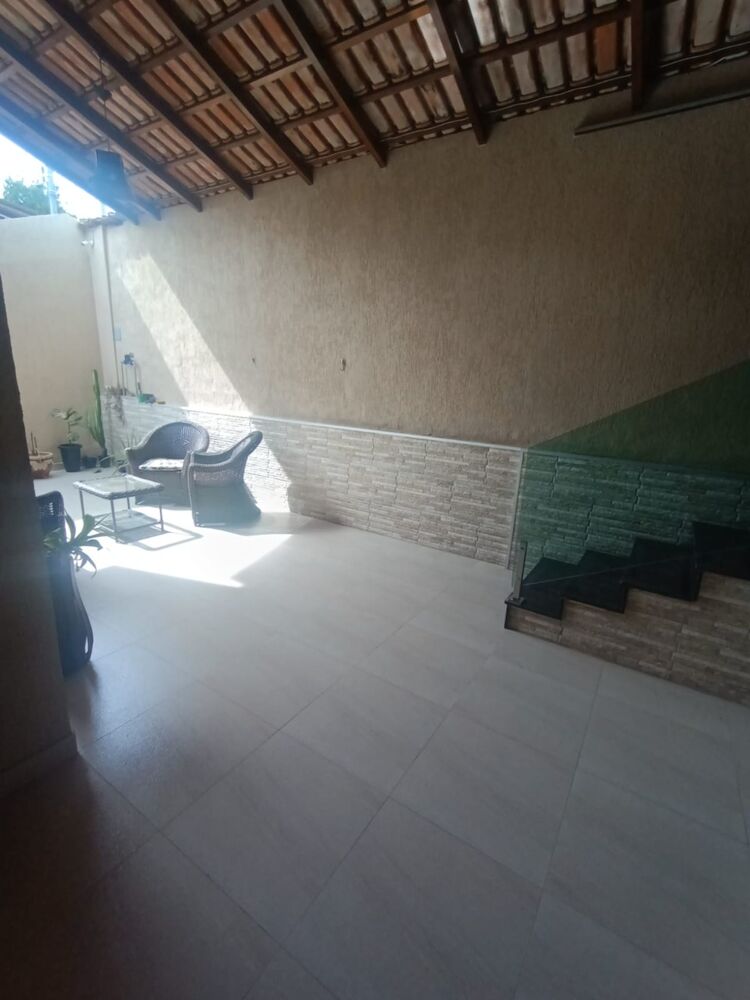 Casa à venda com 3 quartos, 212m² - Foto 3