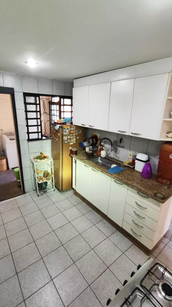 Casa à venda com 5 quartos, 360m² - Foto 10