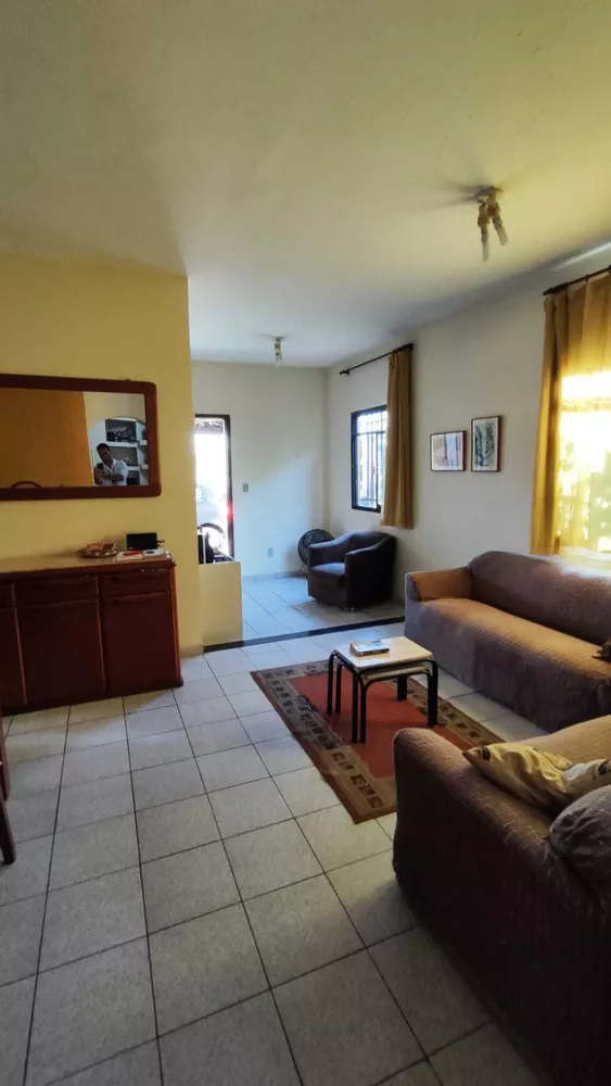 Casa à venda com 5 quartos, 360m² - Foto 4