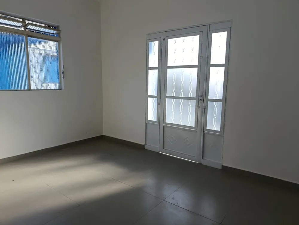 Casa, 4 quartos, 200 m² - Foto 11