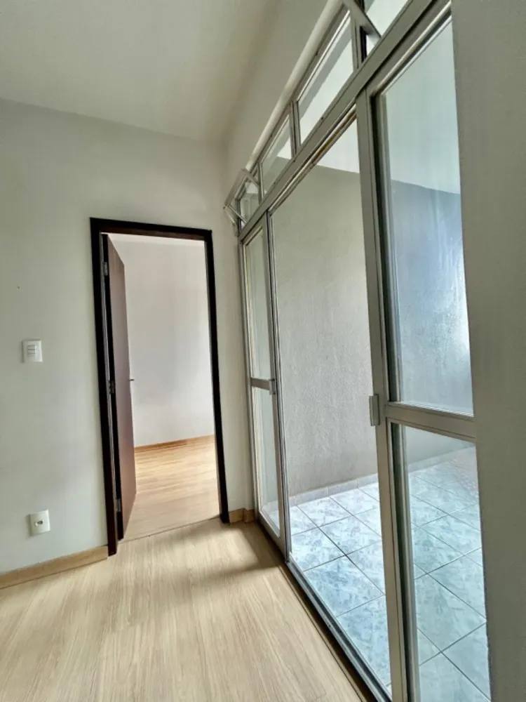 Apartamento, 3 quartos, 75 m² - Foto 2