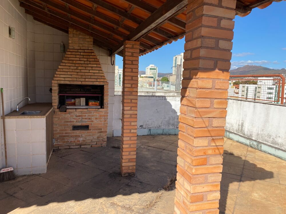Cobertura à venda com 3 quartos, 190m² - Foto 1