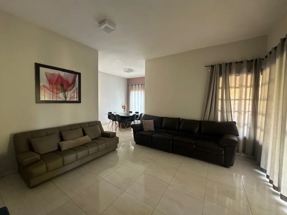 Chácara, 4 quartos, 2423 m² - Foto 3