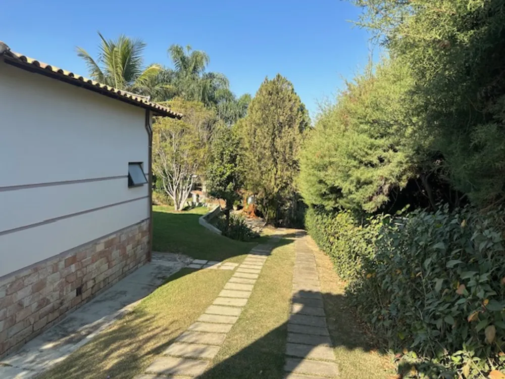 Chácara, 4 quartos, 2423 m² - Foto 1