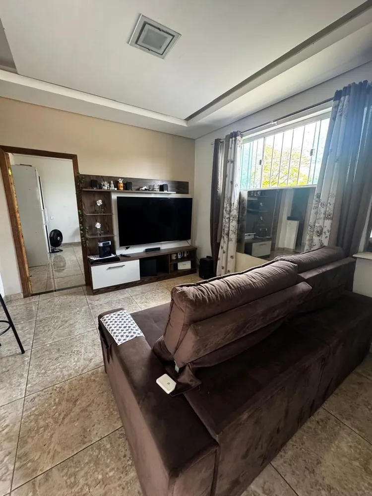 Casa, 3 quartos, 250 m² - Foto 2
