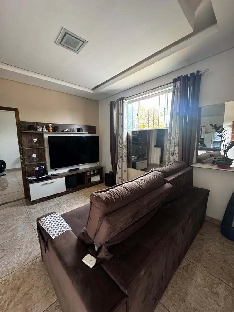 Casa, 3 quartos, 250 m² - Foto 3