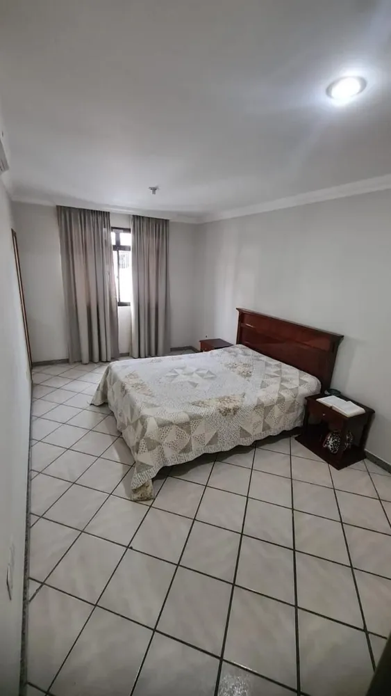 Casa, 6 quartos, 330 m² - Foto 4