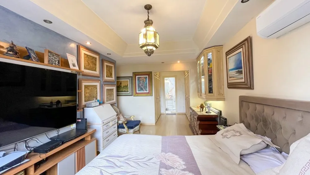 Apartamento, 4 quartos, 200 m² - Foto 1
