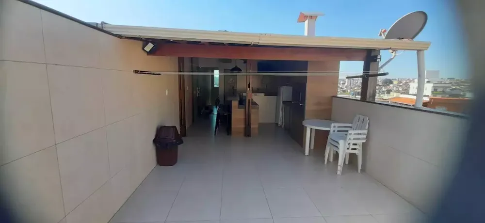 Casa, 4 quartos, 220 m² - Foto 1
