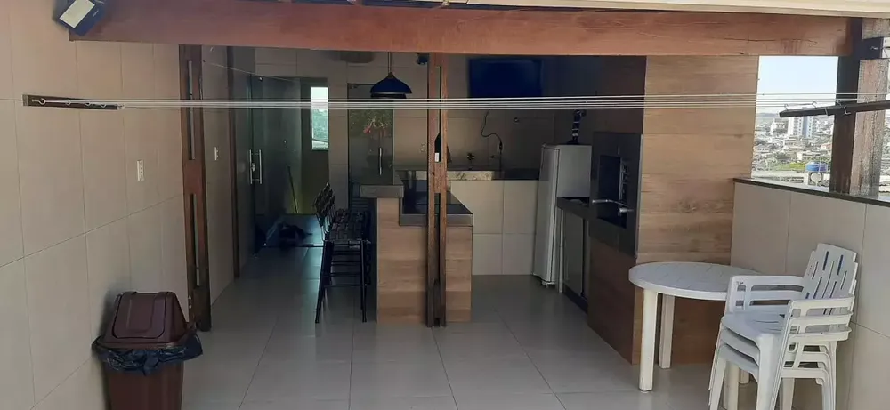 Casa, 4 quartos, 220 m² - Foto 2