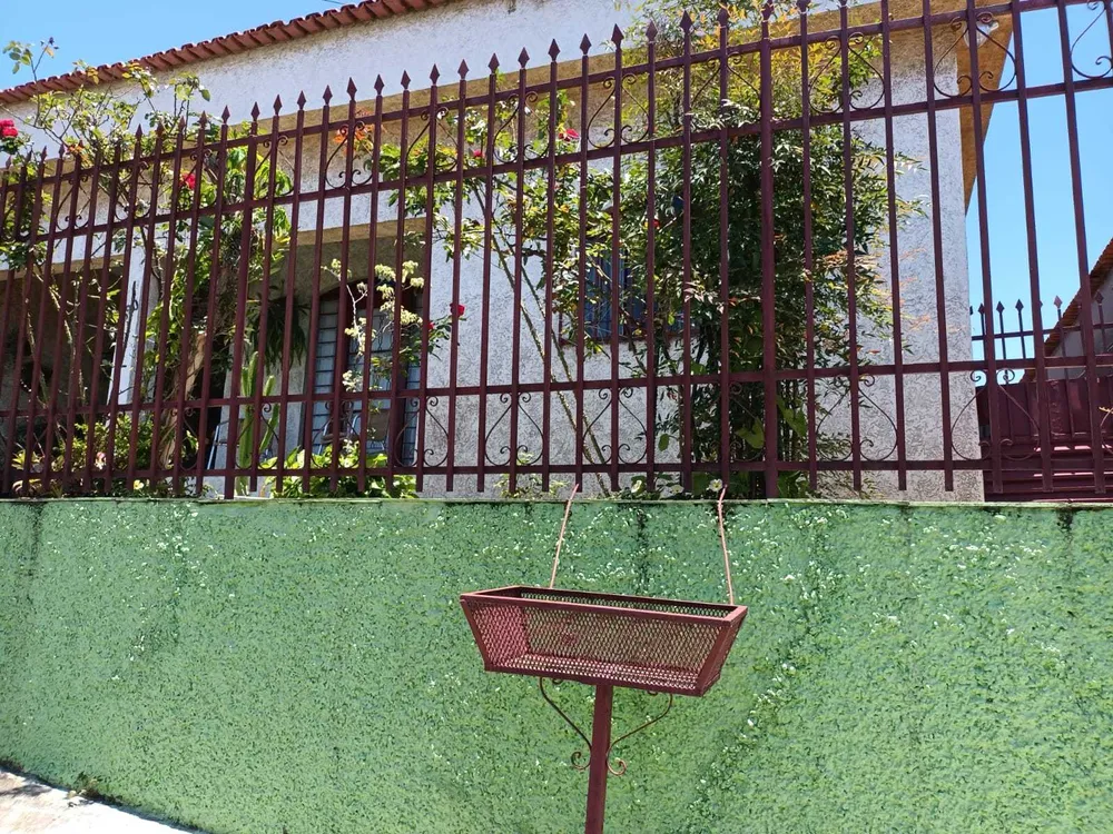 Casa, 4 quartos, 184 m² - Foto 1