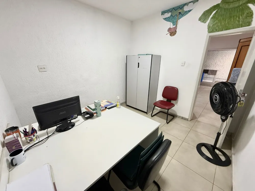 Casa, 9 quartos, 371 m² - Foto 11