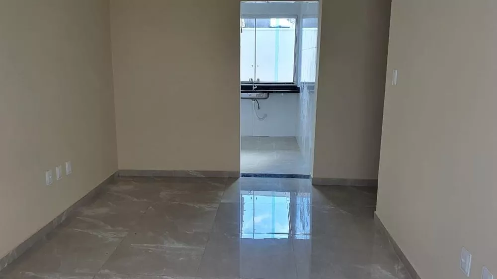 Apartamento à venda com 3 quartos, 75m² - Foto 4