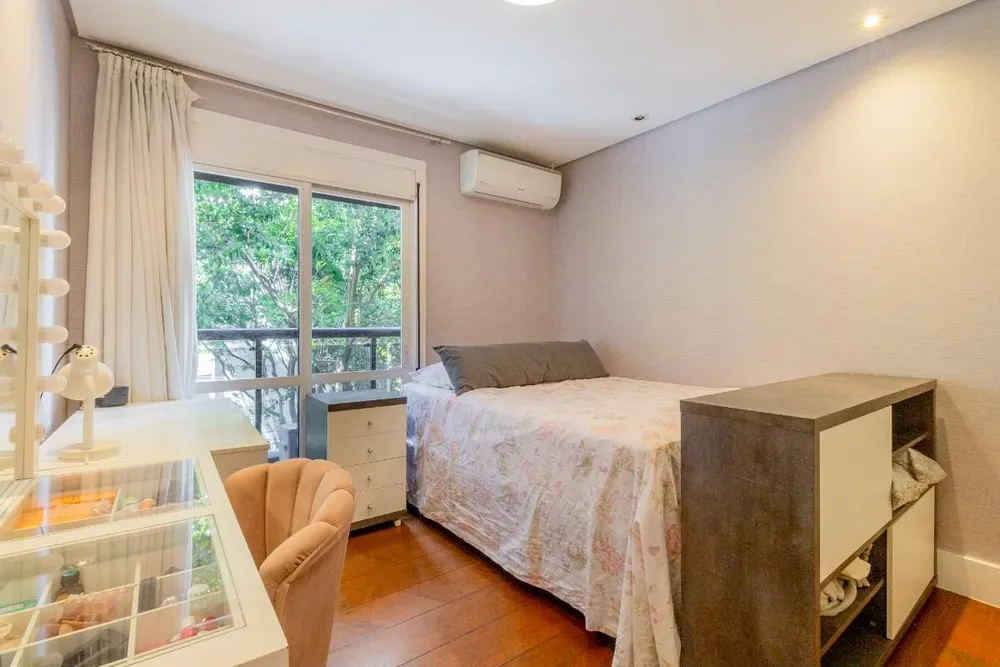 Apartamento, 3 quartos, 240 m² - Foto 17