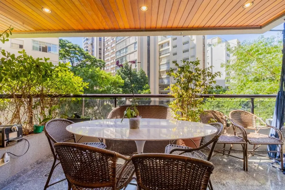 Apartamento, 3 quartos, 240 m² - Foto 2