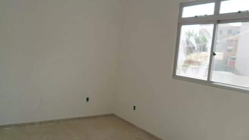 Casa, 3 quartos, 360 m² - Foto 2