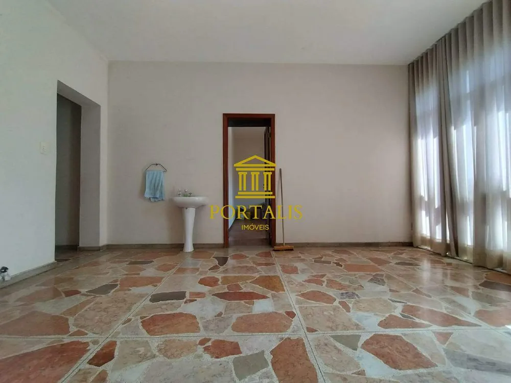 Casa, 4 quartos, 230 m² - Foto 4