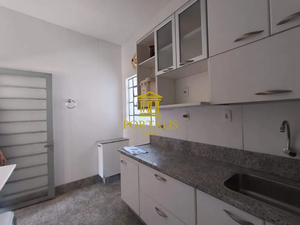 Casa, 4 quartos, 230 m² - Foto 13