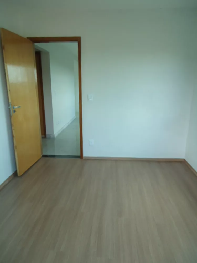 Apartamento à venda com 3 quartos, 75m² - Foto 11