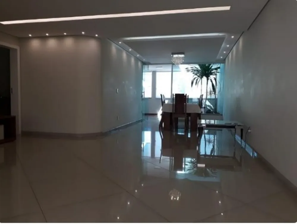 Casa, 3 quartos, 210 m² - Foto 1
