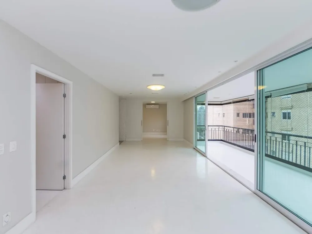 Apartamento, 3 quartos, 246 m² - Foto 7