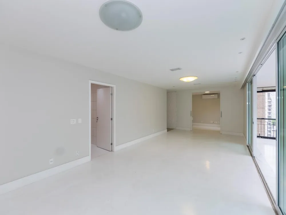 Apartamento, 3 quartos, 246 m² - Foto 5