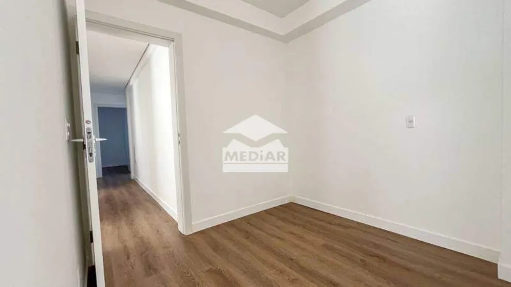 Apartamento, 4 quartos, 147 m² - Foto 2