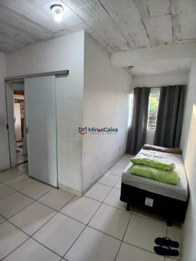 Casa à venda com 2 quartos, 105m² - Foto 6