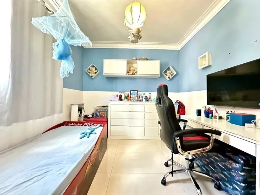 Casa à venda com 3 quartos, 360m² - Foto 17