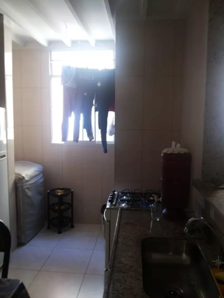 Apartamento à venda com 2 quartos, 48m² - Foto 1