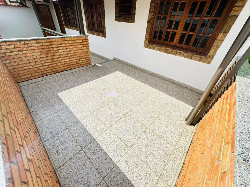 Casa à venda com 3 quartos, 120m² - Foto 4