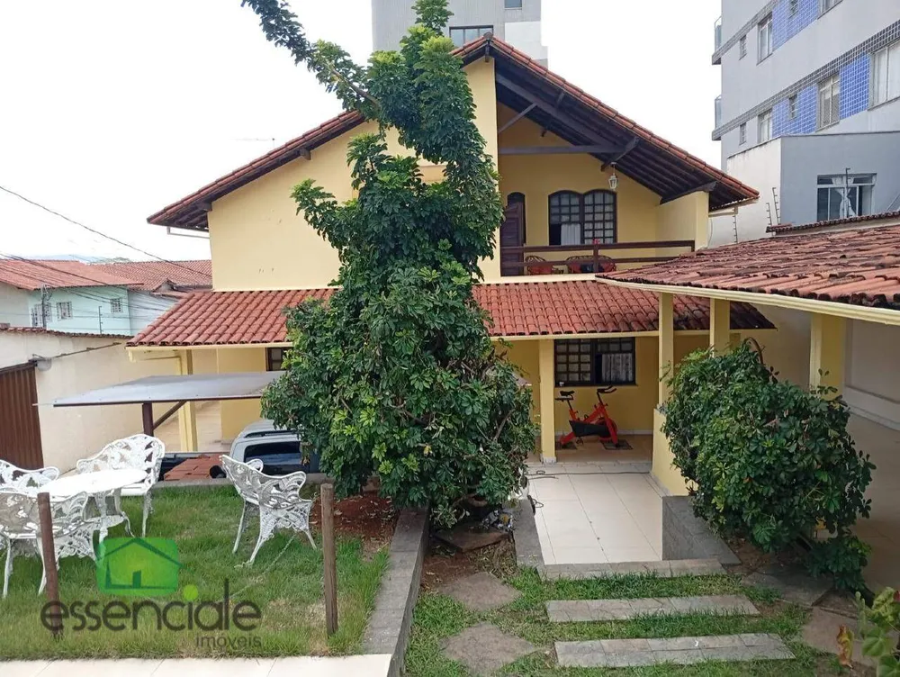 Casa, 5 quartos, 420 m² - Foto 1