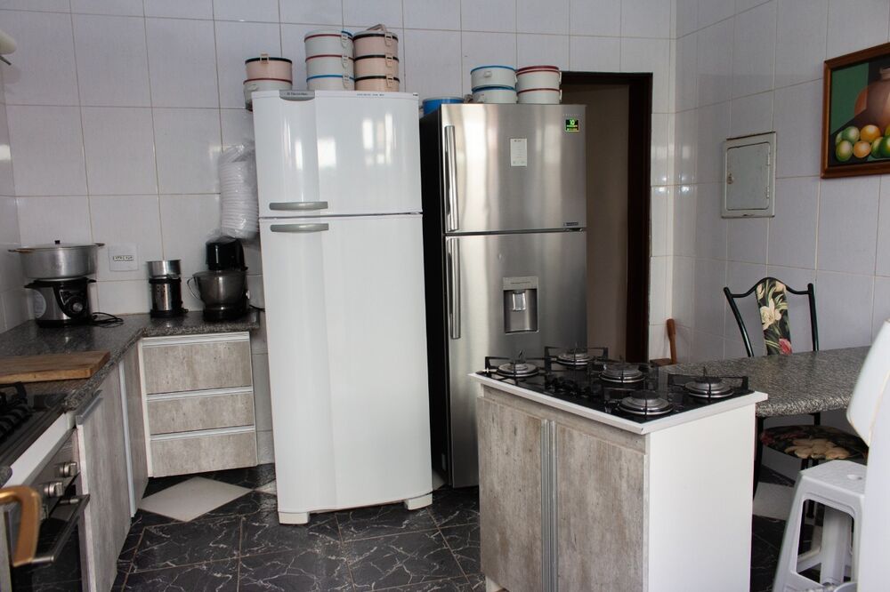 Casa à venda com 6 quartos, 361m² - Foto 5
