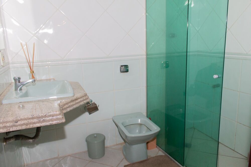 Casa à venda com 6 quartos, 361m² - Foto 7