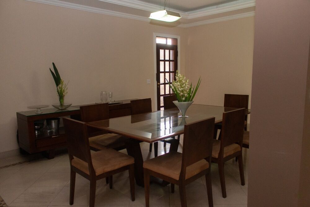 Casa à venda com 6 quartos, 361m² - Foto 4