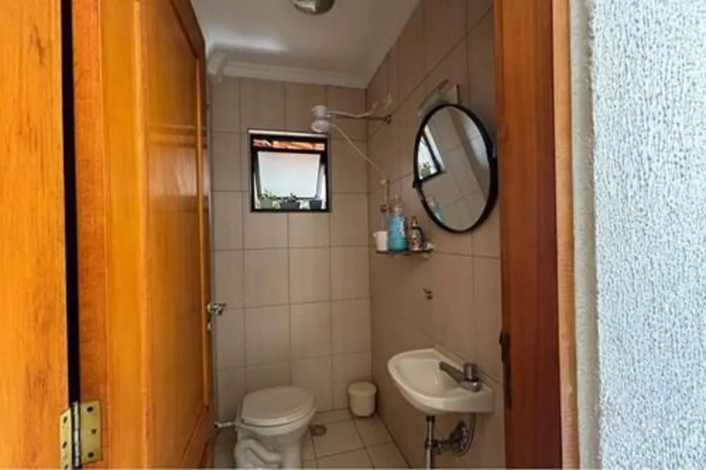 Casa, 4 quartos, 146 m² - Foto 1