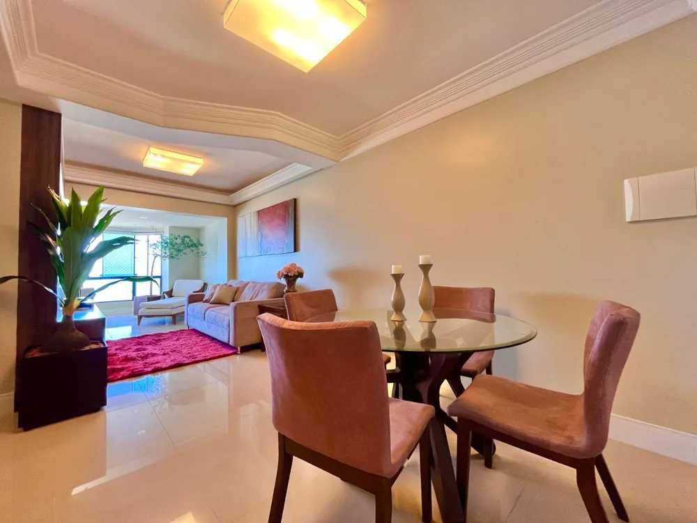 Apartamento, 3 quartos, 234 m² - Foto 1