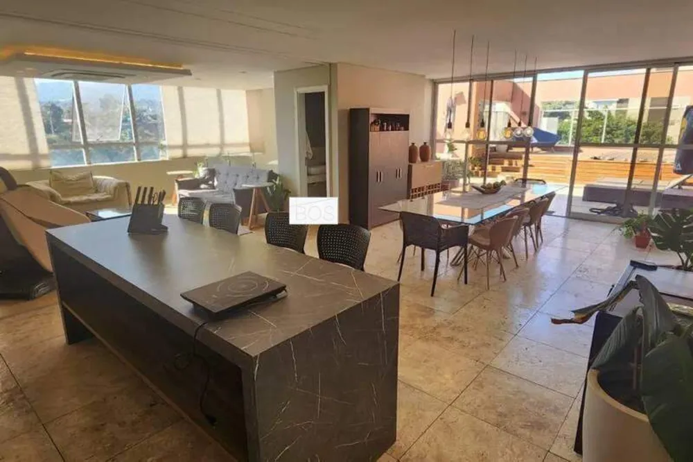 Cobertura, 4 quartos, 320 m² - Foto 1