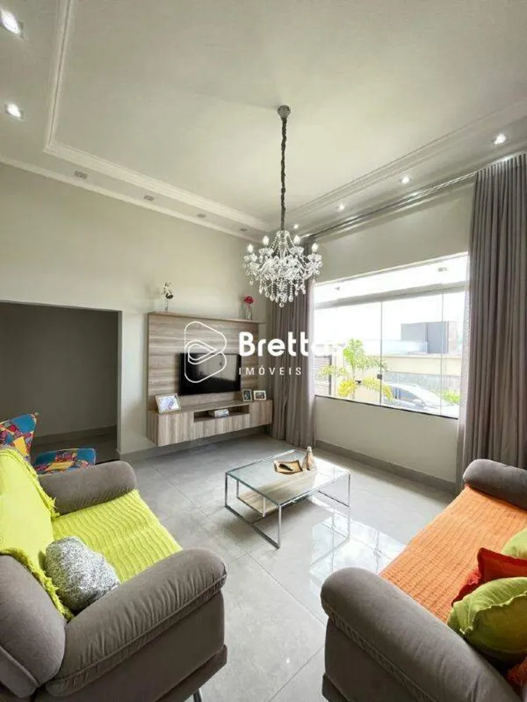 Casa, 4 quartos, 204 m² - Foto 1