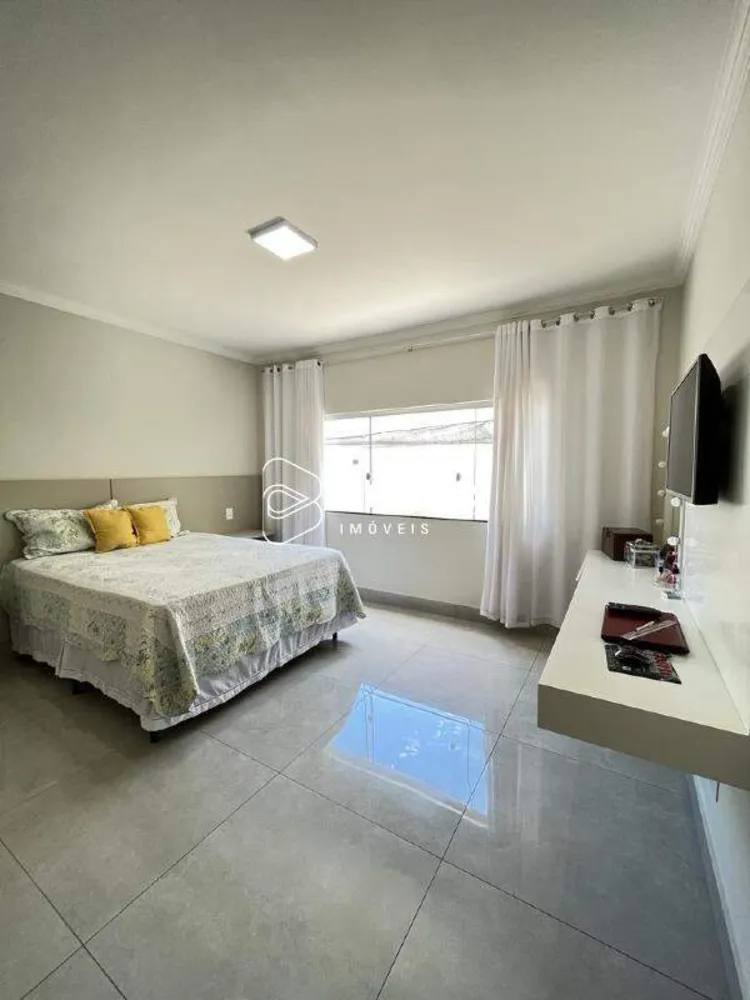Casa, 4 quartos, 204 m² - Foto 6