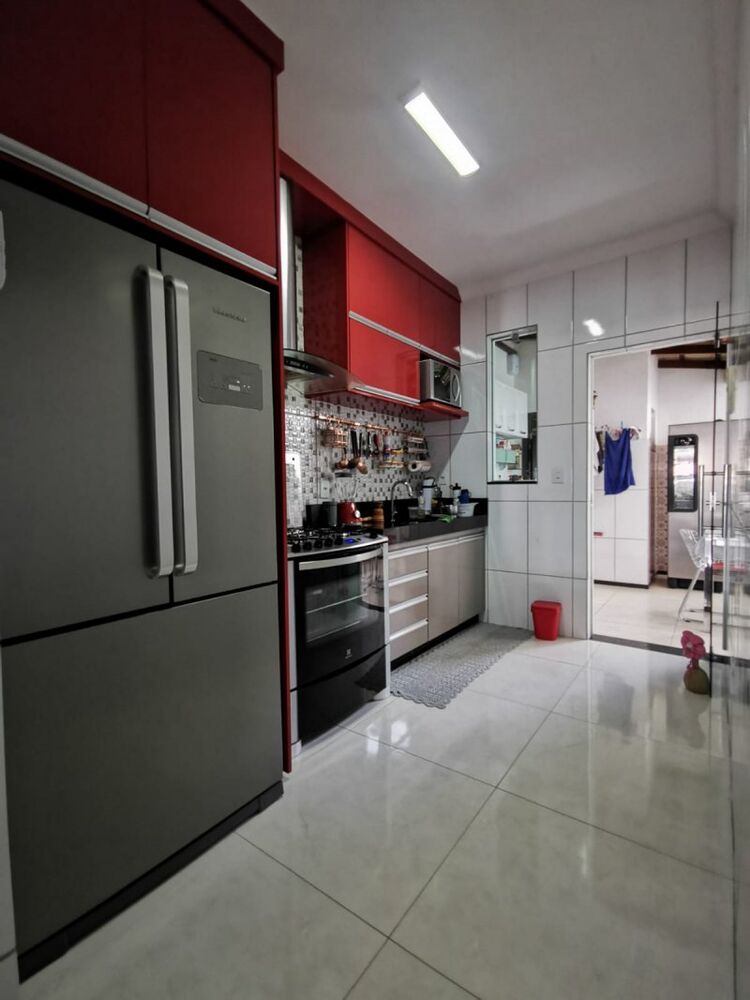 Casa à venda com 3 quartos, 150m² - Foto 8