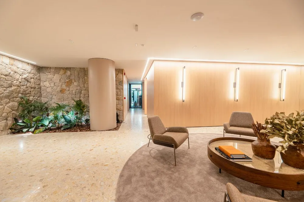 Apartamento, 3 quartos, 240 m² - Foto 2