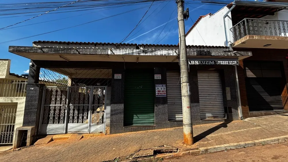Casa, 3 quartos, 300 m² - Foto 1