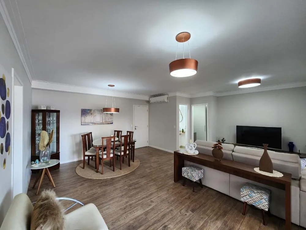 Apartamento, 3 quartos, 145 m² - Foto 1