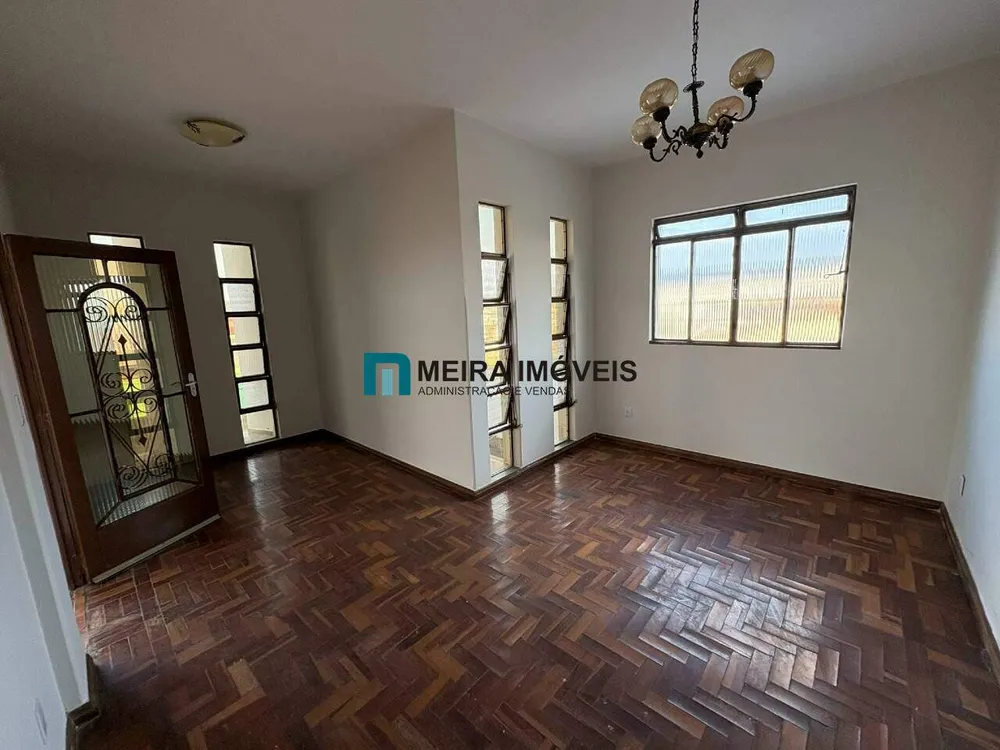 Casa, 3 quartos, 130 m² - Foto 2