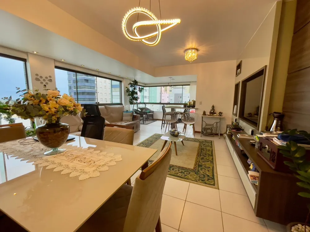 Apartamento, 3 quartos, 157 m² - Foto 1
